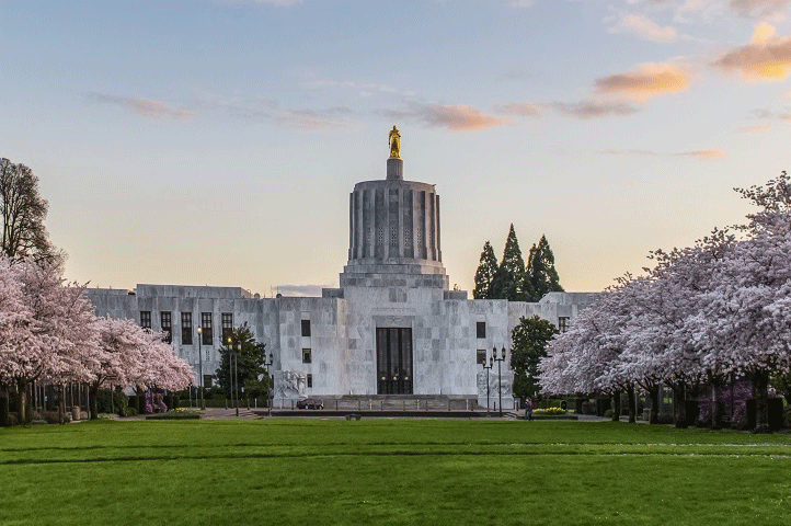 oregon capitol day